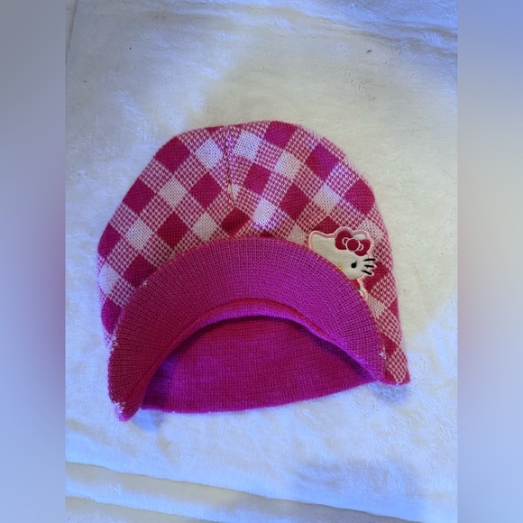Hello Kitty  beanie stripe knit kids cap hat OS pink purple winter vintage y2k - Picture 7 of 15
